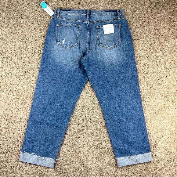 NWT Kancan Stitch Fix Medium Wash Raw Hem Roll Cuff Straight Leg Cropped Jeans - Picture 3 of 6